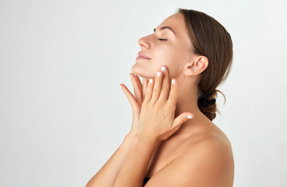 Le lifting cervico-facial sous neuroleptanalgésie : une alternative à l'anesthésie générale